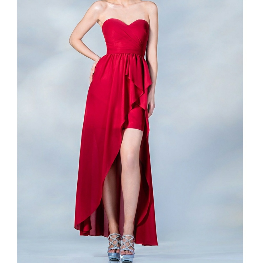 Sexy and elegant Strapless high low dress